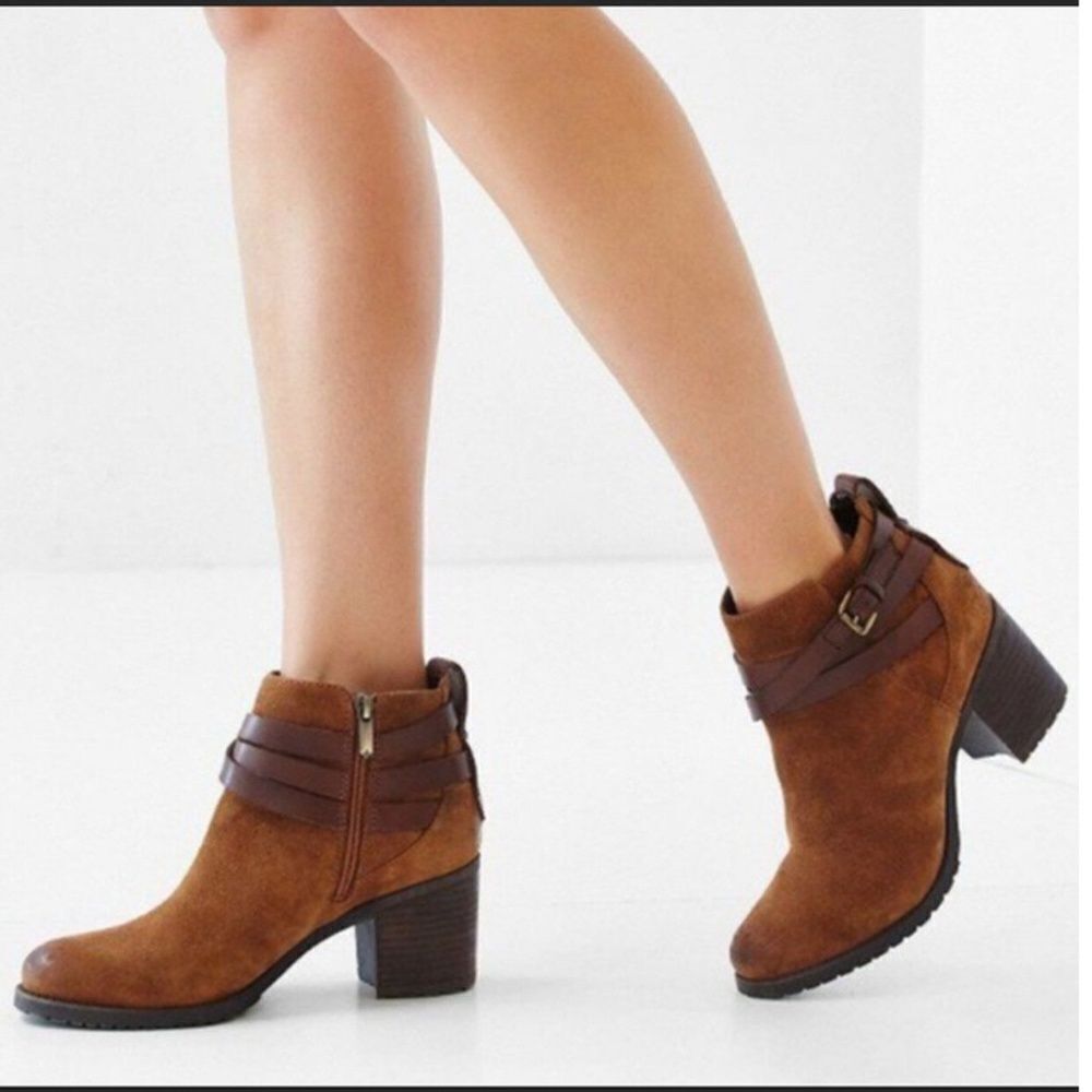 Sam Edelman Hannah Tan Suede Strappy Booties Sz‎ 9